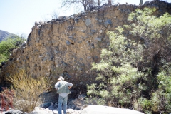 Corte de abanico aluvial de Talapazo (Sierra de Quilmes)